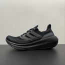 Tênis UltraBoost Light 'Triple Black' GZ5159