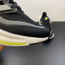 Tênis UltraBoost Light 'Core Black' HQ6339