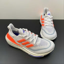 Tênis UltraBoost Light 'Dash Grey Solar Red' HQ8596