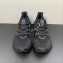 Tênis UltraBoost Light 'Triple Black' GZ5159