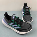Tênis UltraBoost Light 'Carbon Court Green' Sample HQ6342-S