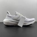 Tênis UltraBoost Light 'Triple White' GY9350