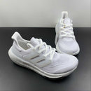 Tênis UltraBoost Light 'Triple White' GY9350