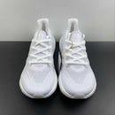 Tênis UltraBoost Light 'Triple White' GY9350