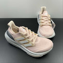 Tênis  Adidas Ultraboost Light Wonder HQ8600