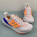 Tênis UltraBoost Light 'Solar Gold Blue' HQ6352