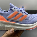 Tênis Wmns UltraBoost Light 'Blue Dawn Coral' HQ6347